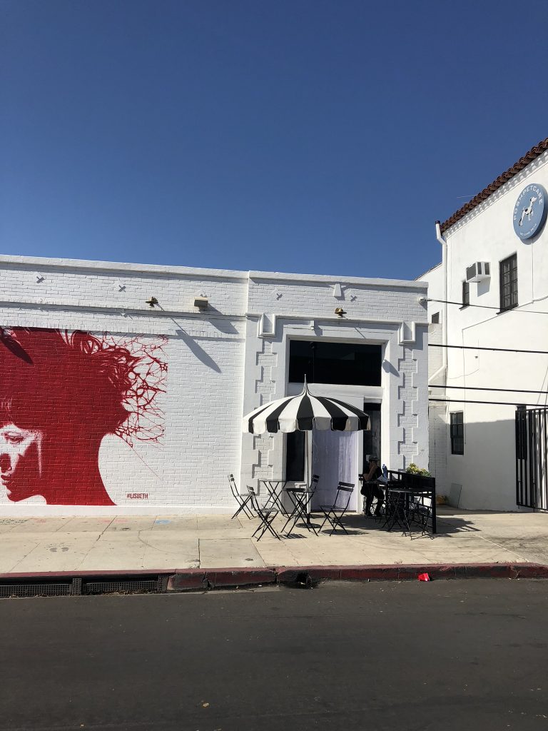 Murals and cafes on Melrose Avenue, LA