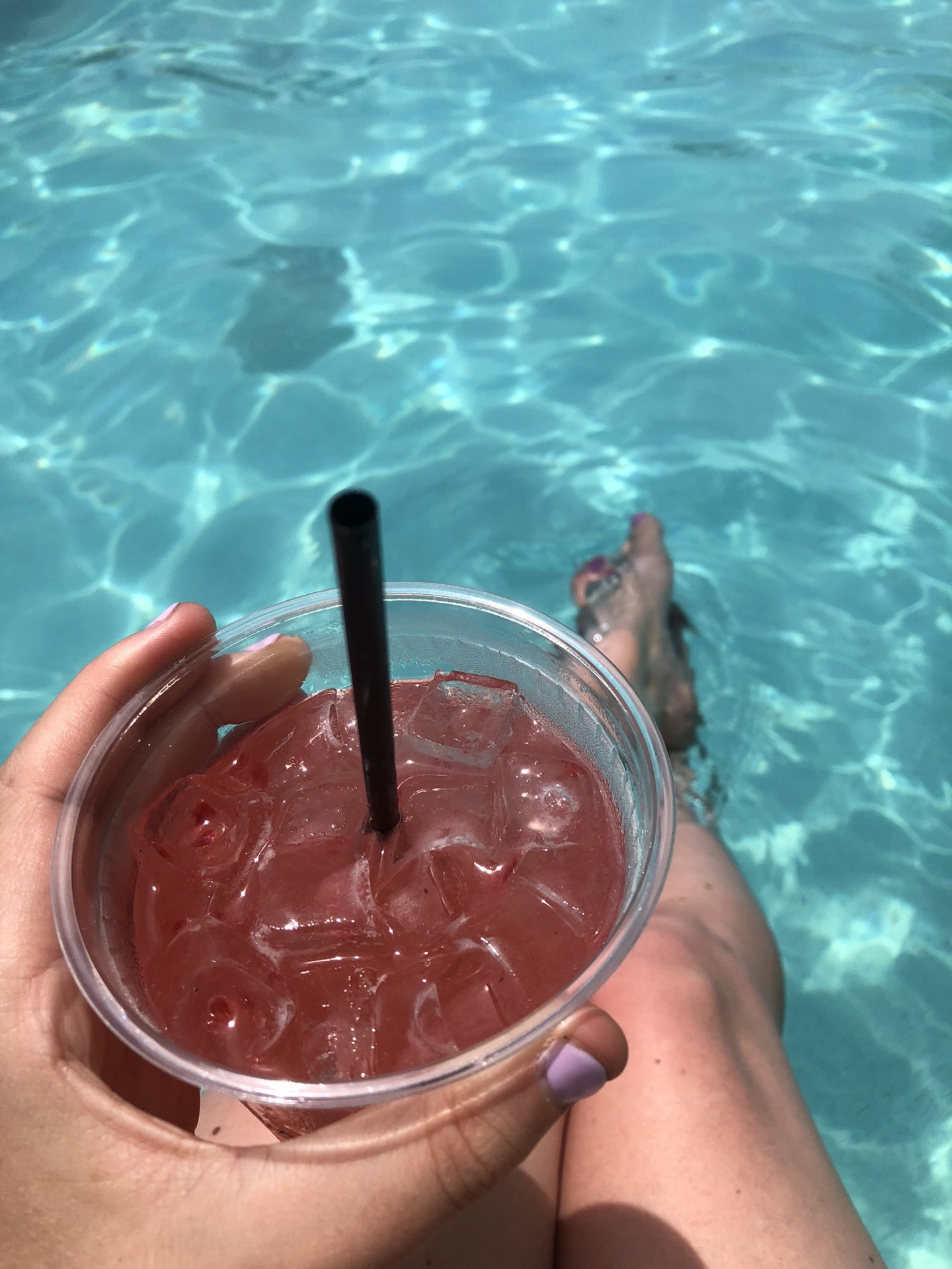 Drinks at a pool in Jacksonville, Florida