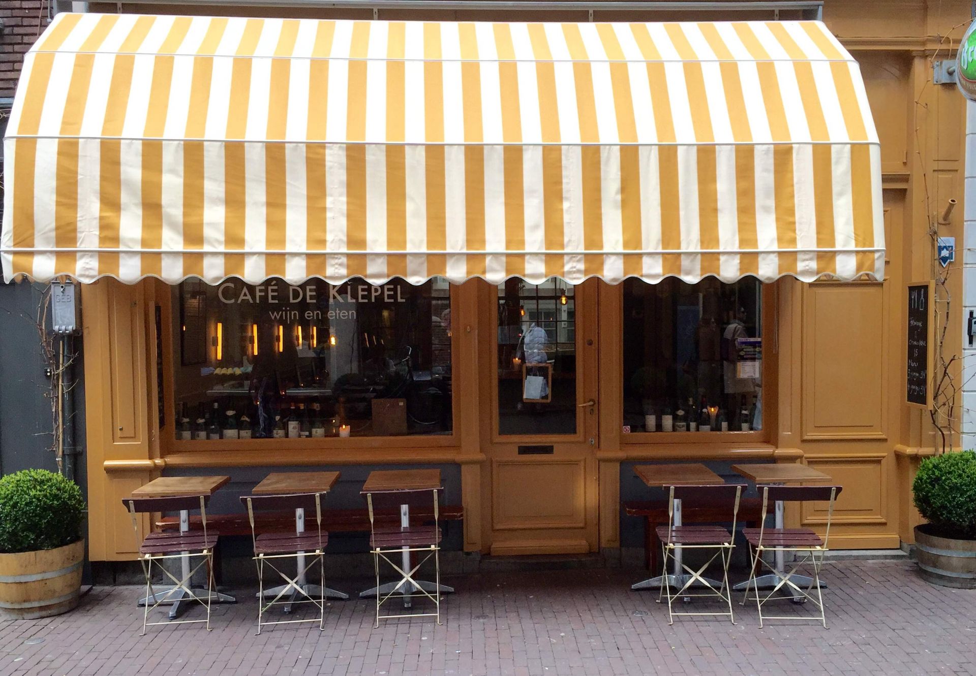 Yellow Cafe de Klepel, Amsterdam